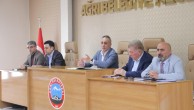 Başkan Karadoğan birim müdürleriyle ilk toplantısını yaptı