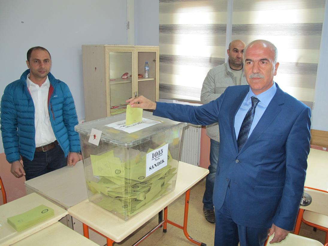 Ağrı’da oy kullanma işlemleri sona erdi, AK Partiden Gökçe Milletvekili seçildi.