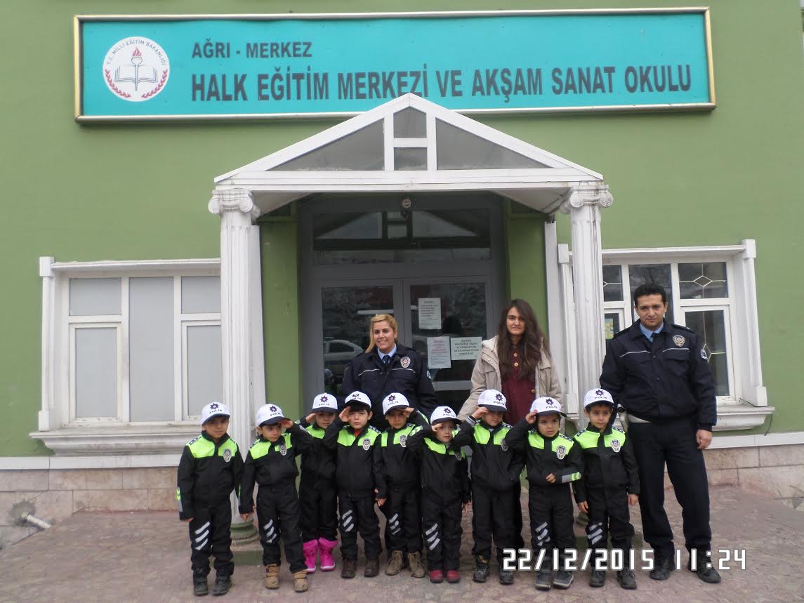 Ağrı’da Öğrencilere Trafik Eğitimi Semineri Verildi.