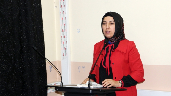 ozlem çeçen1