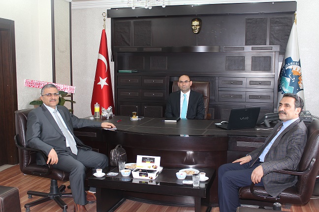 Genel Sekreter Erhan Tenekeci’ye ziyaretler sürüyor