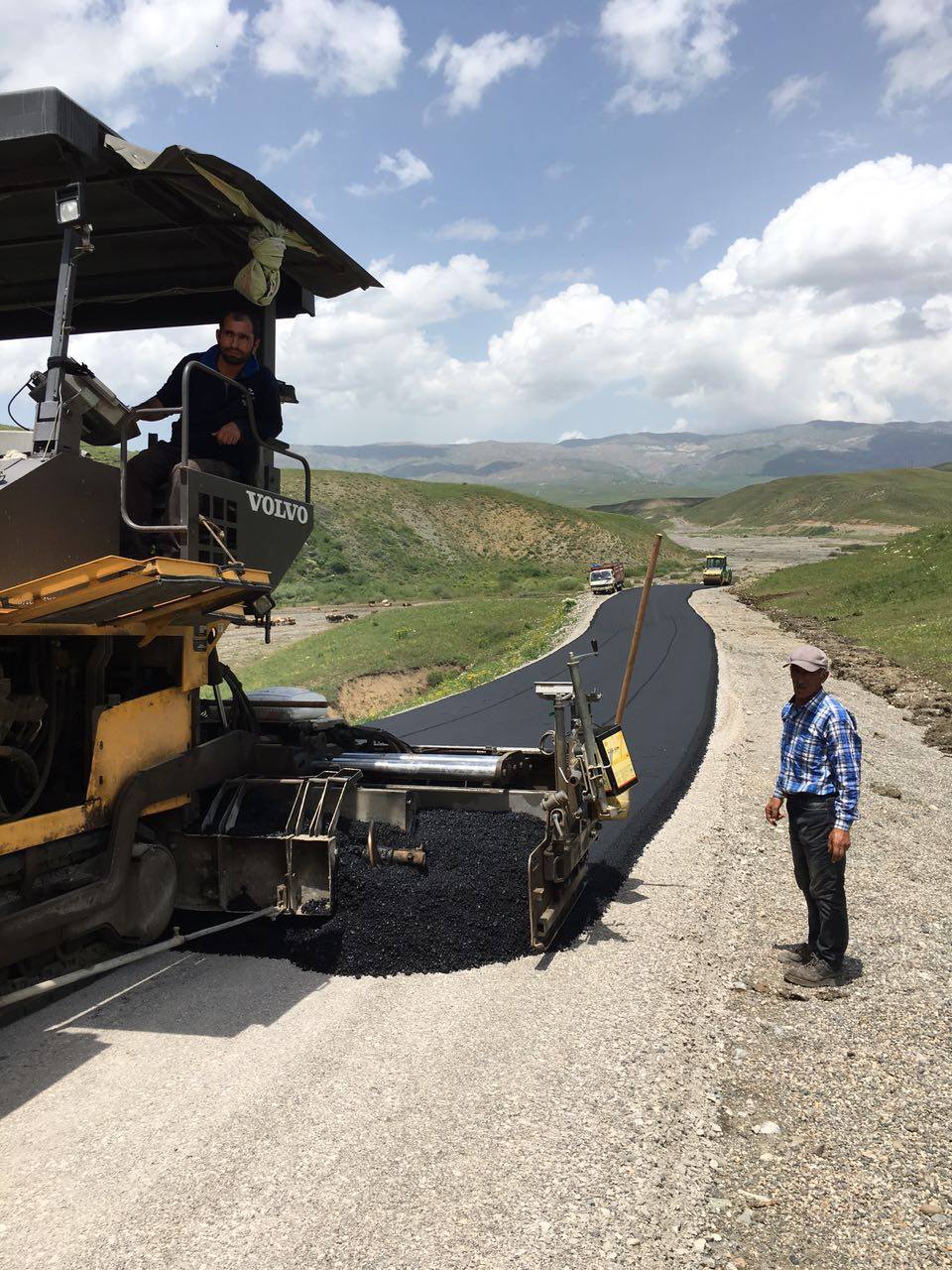 Genel Sekreter Tenekeci; Asfaltlama çalışmalarımız aralıksız sürüyor