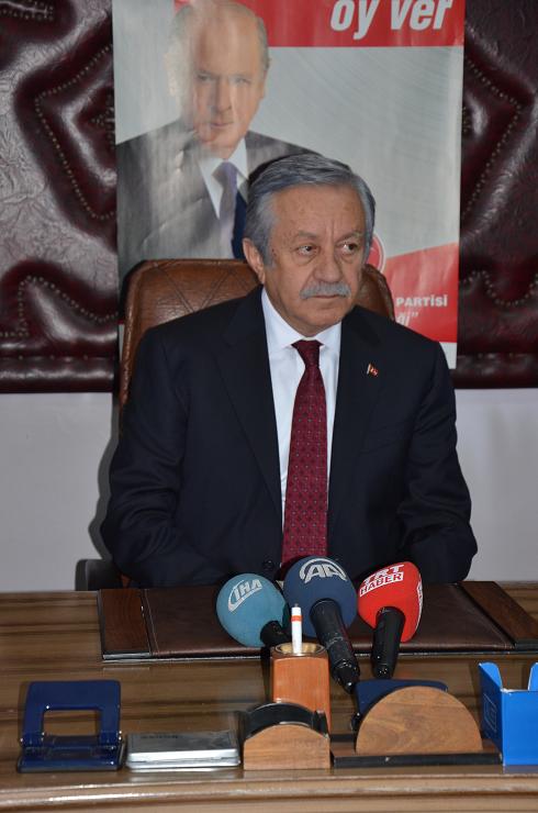 MHP’li Adan: Ay yıldızlı bayrak altından başka onurlu yaşanacak bir yer yoktur