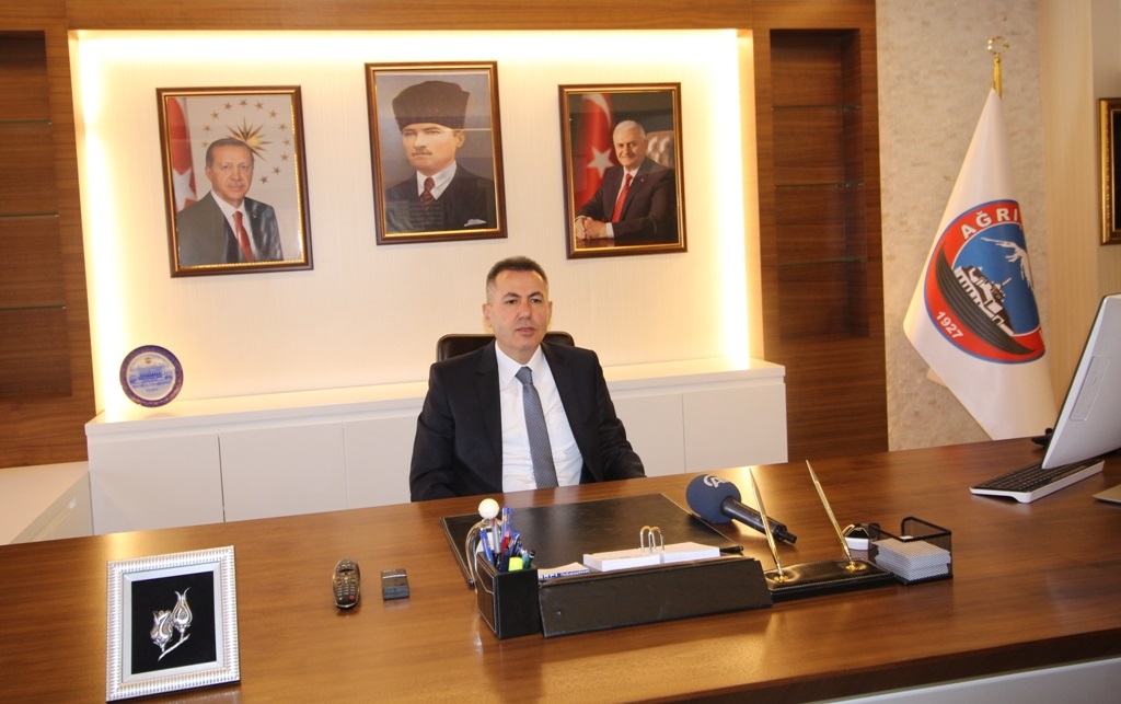 Vali Süleyman Elban Belediye Başkan Vekilliği Görevine Başladı