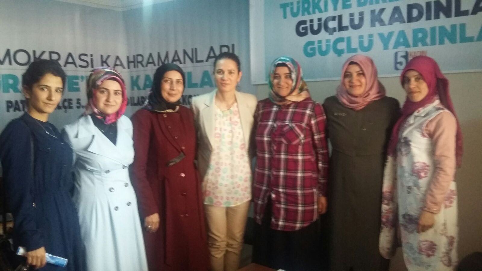 AK Parti Aday Adayı Sevgi Baydar Akgün’e Patnos ve Tutak’ta Sevgi Seli