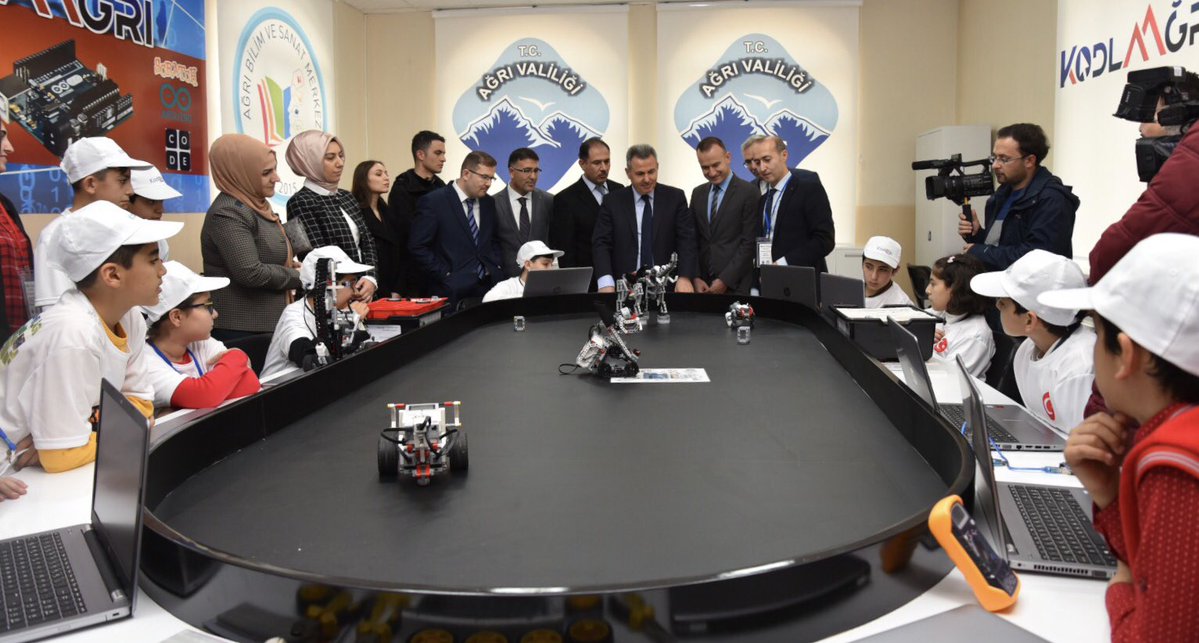 Öğrenciler robotları bu sınıflarda ürecetek