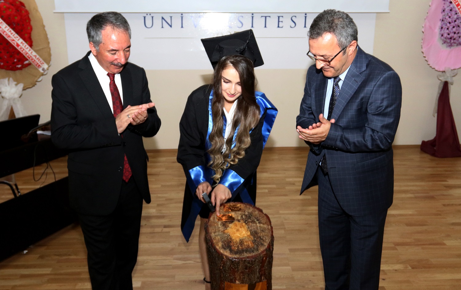 Ağrı İbrahim Çeçen Üniversitesi Eczacılık Fakültesi İkinci Mezunlarını Verdi