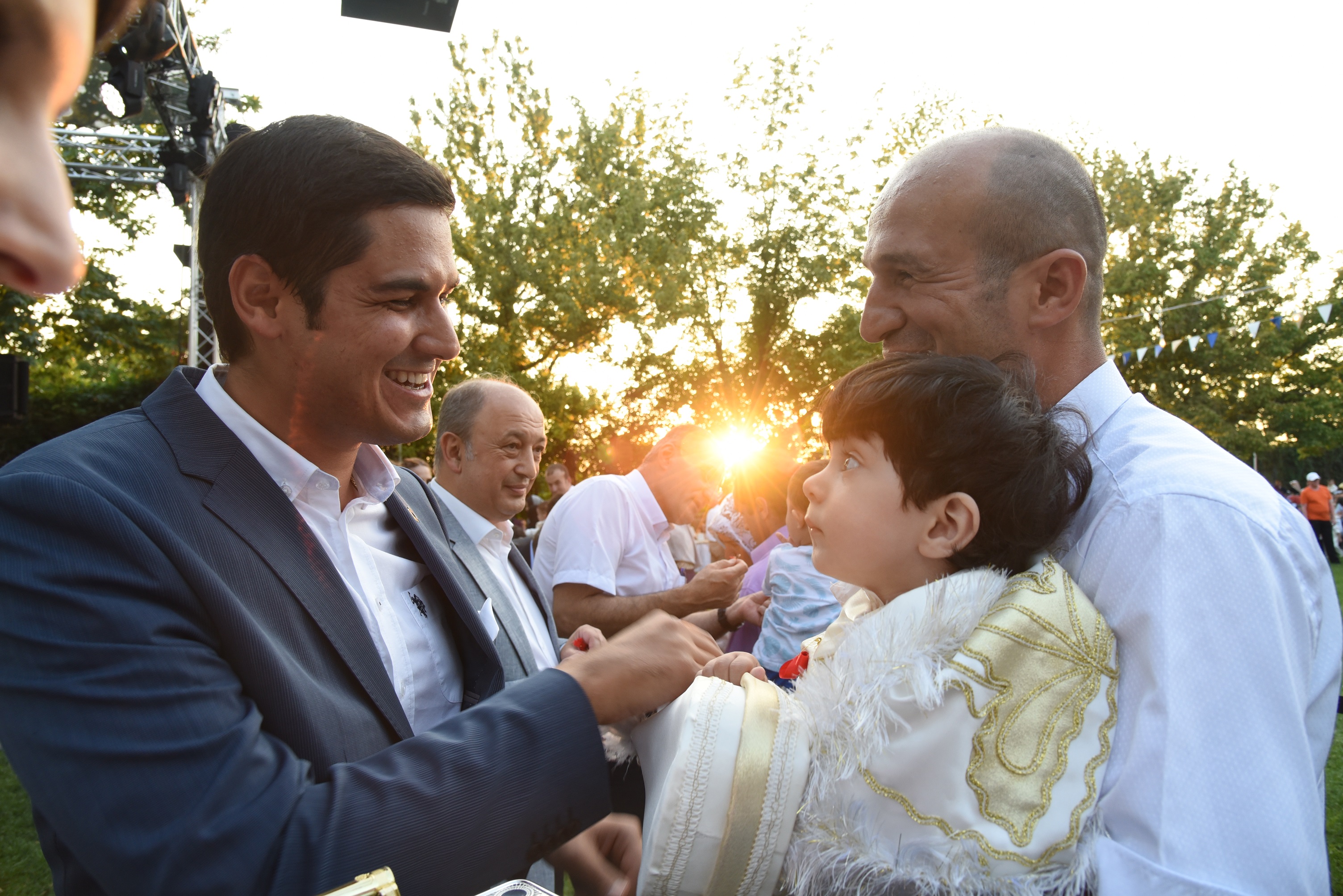 Özdilek’ten geleneksel sünnet şöleni