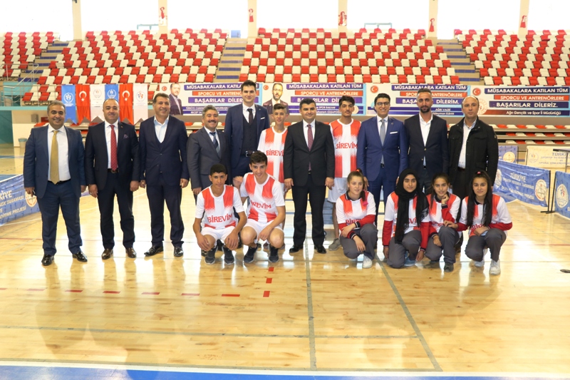 Ağrı’da Sporculara Masa Tenisi Desteği