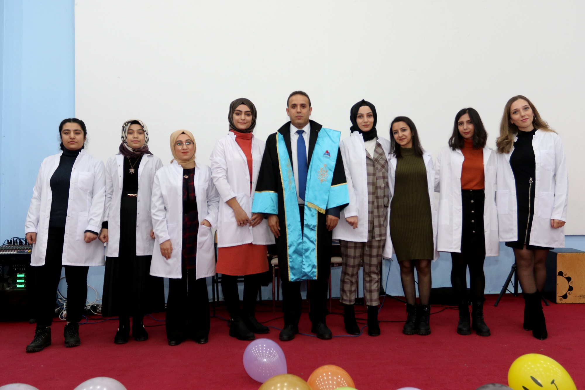AİÇÜ Sağlık Yüksekokulu Öğrencileri İçin ‘Beyaz Önlük Giyme’ Töreni Düzenlendi