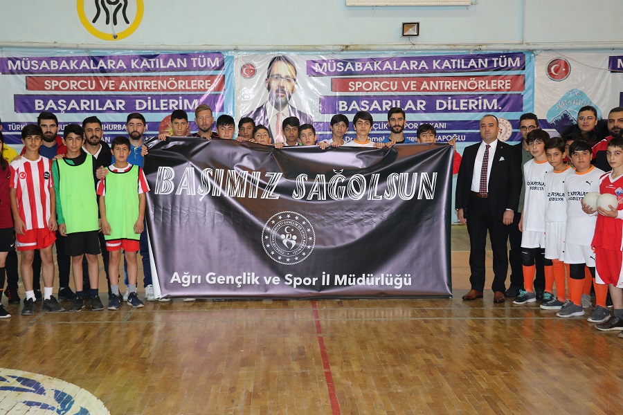 Ağrı’lı Sporcular Ordu’lu Hentbolcuları Unutmadı