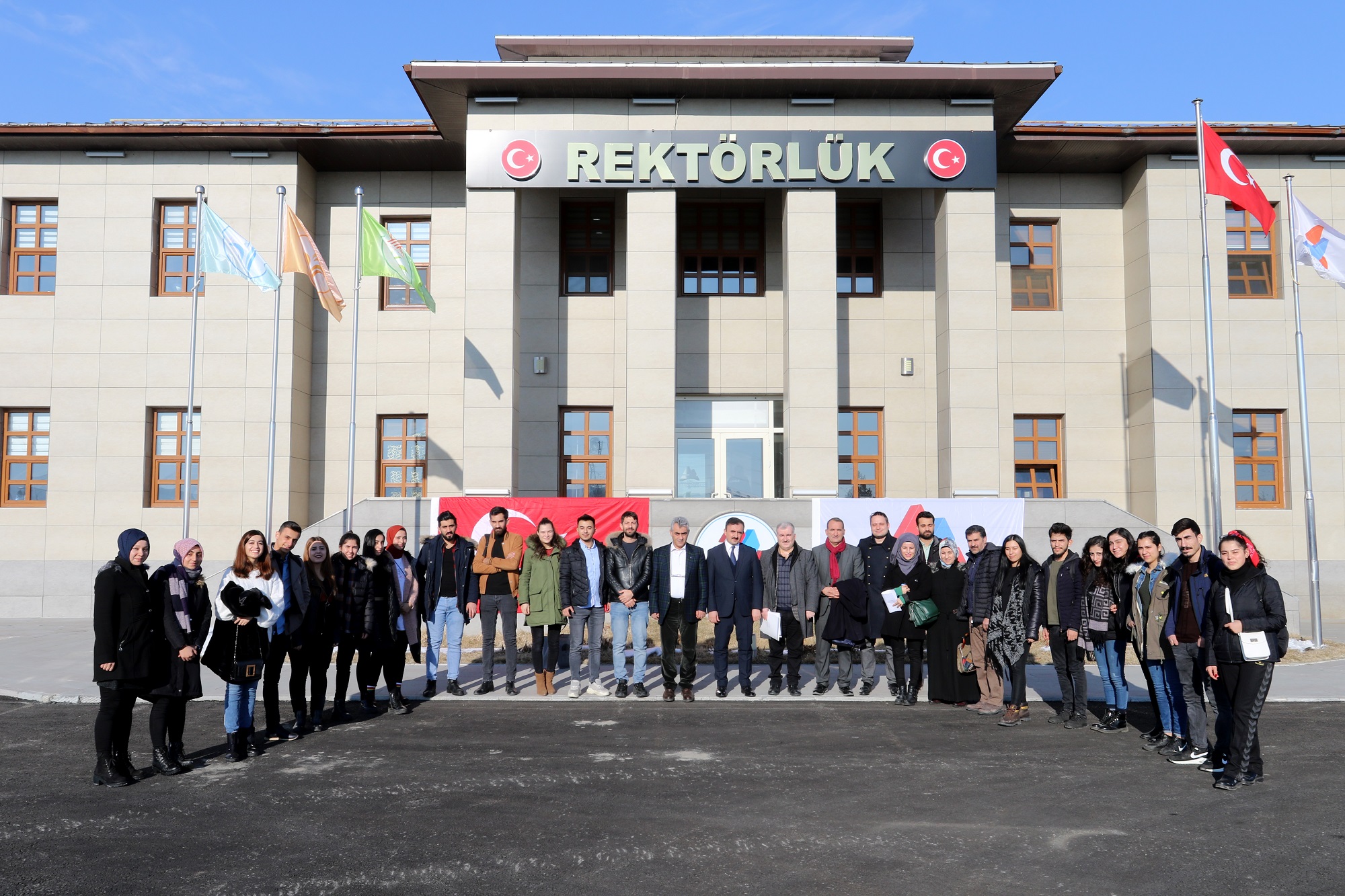 Ağrı İbrahim Çeçen Üniversitesi Dayanışma Ekibi Avrupa Yolunda