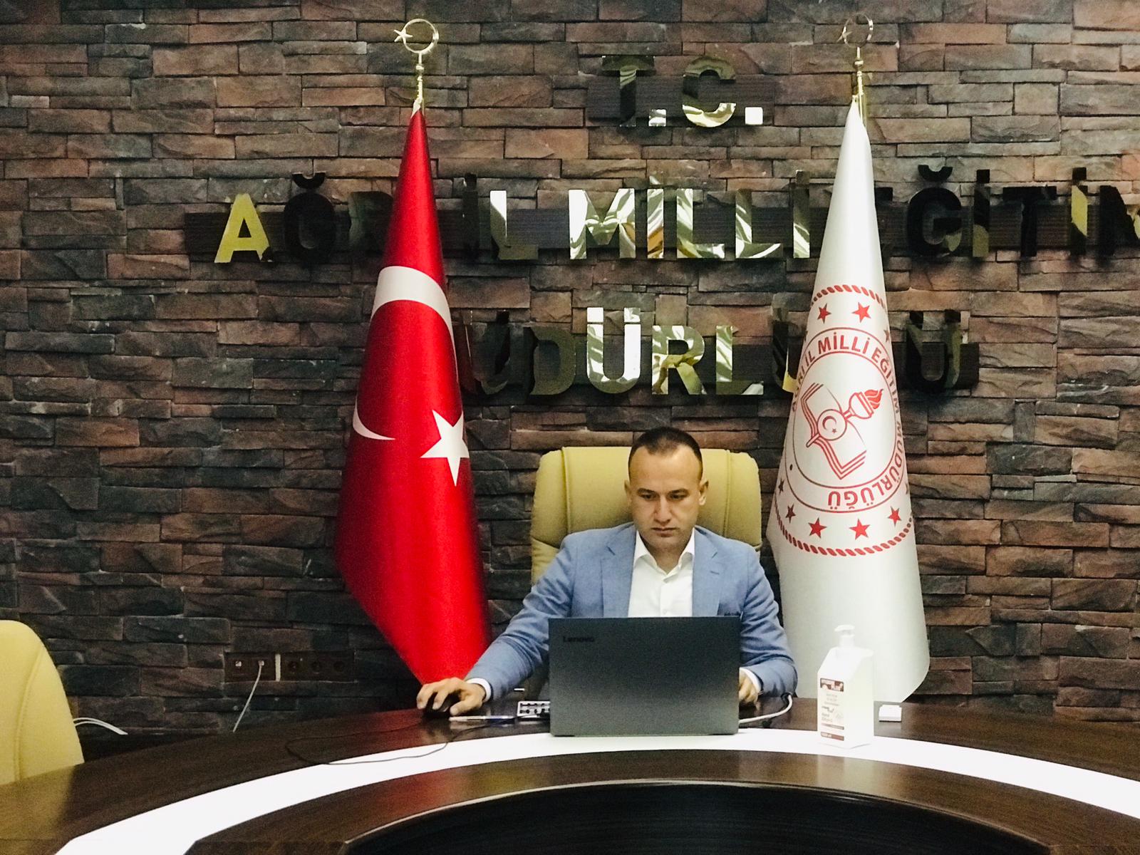TEMEL EĞİTİM GENEL MÜDÜRÜ DR. GENÇOĞLU KÖY ÖĞRETMENLERİYLE BİR ARAYA GELDİ