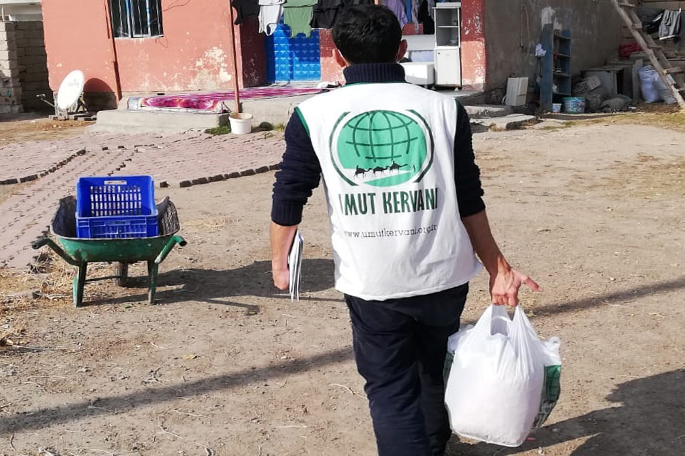 Doğubayazıt Umut Kervanı, Kasım ayında onlarca aileye ulaştı