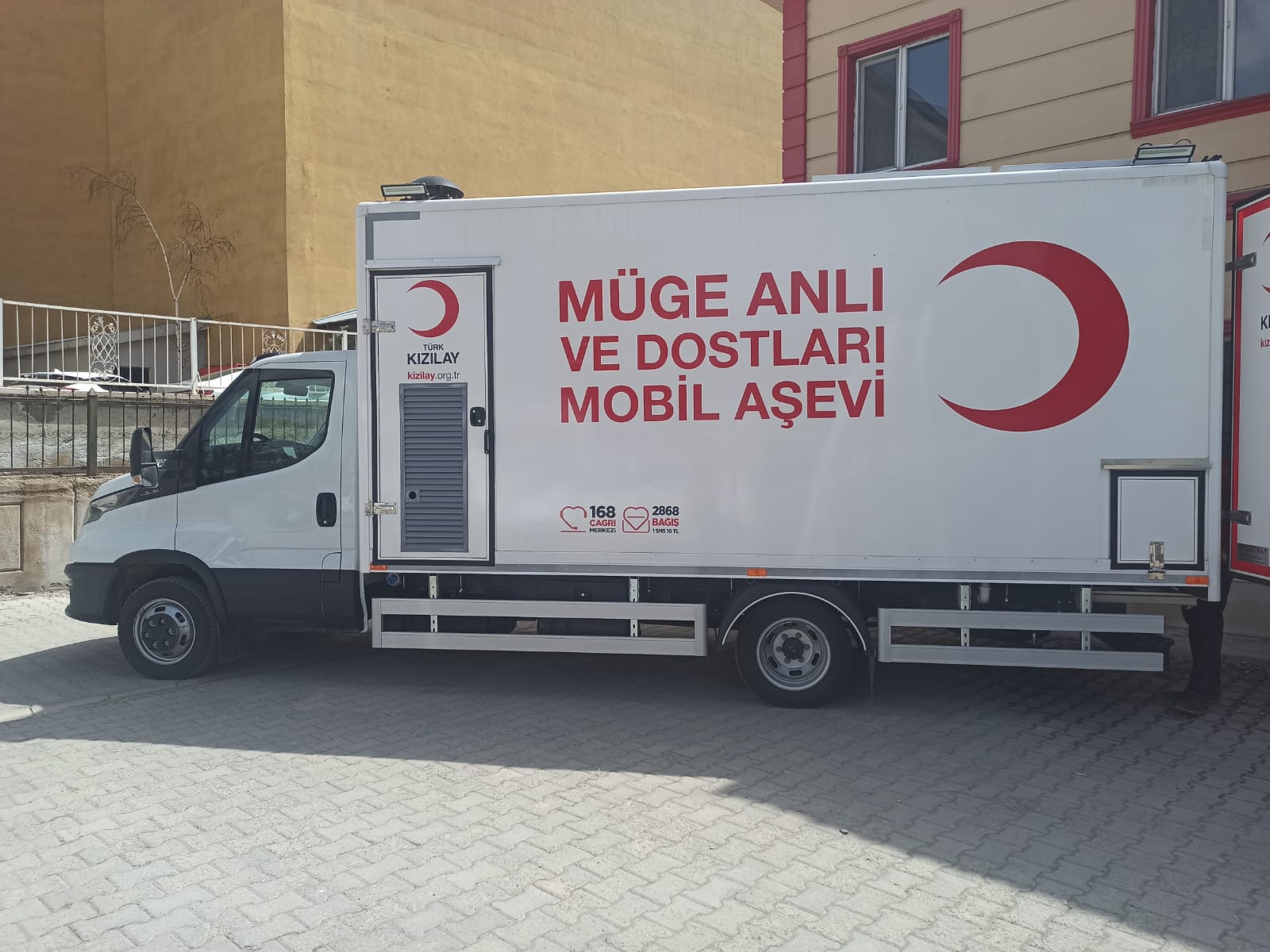 Müge Anlıdan Ağrı’ya Mobil Aşevi