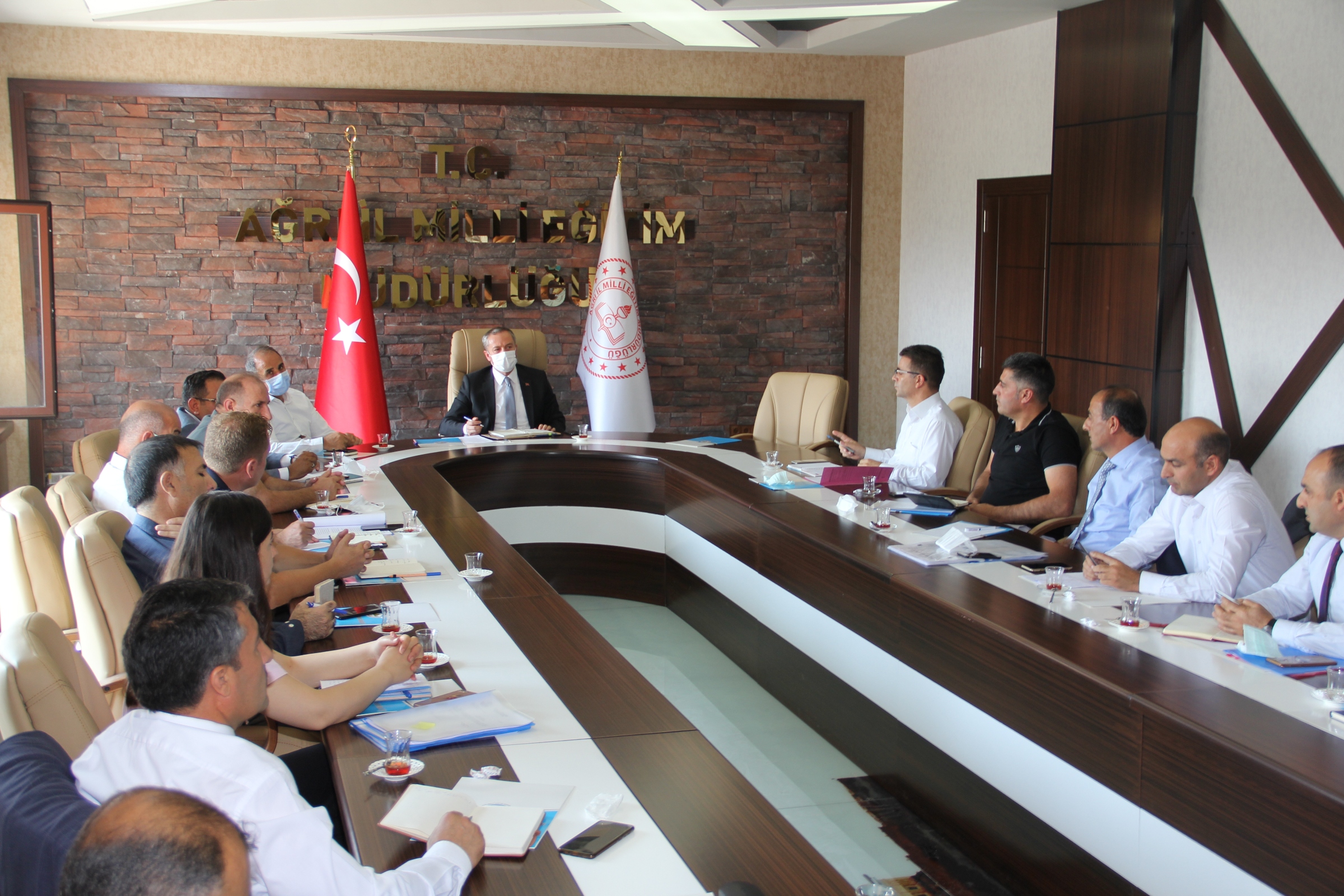 Ağrı’da ilçe milli eğitim müdürleri toplantısı