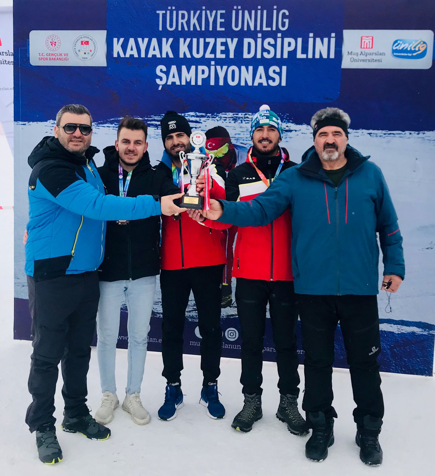 AİÇÜ’lü Kayakçılar Türkiye 3’üncüsü Oldu