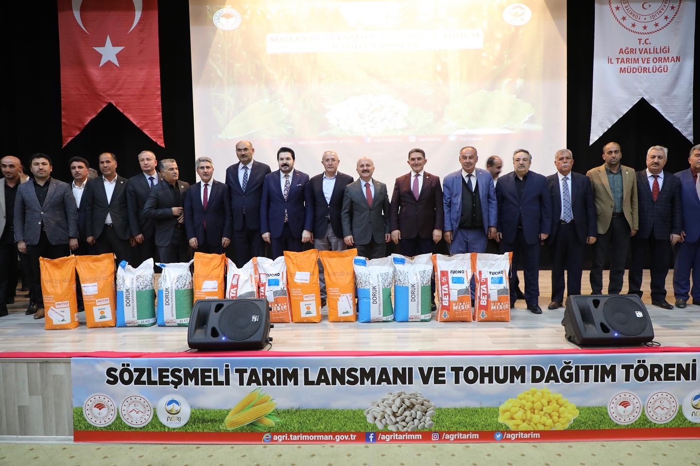 Ağrı’da Sözleşmeli Tarım Lansmanı ve Tohum Dağıtım Töreni Düzenlendi