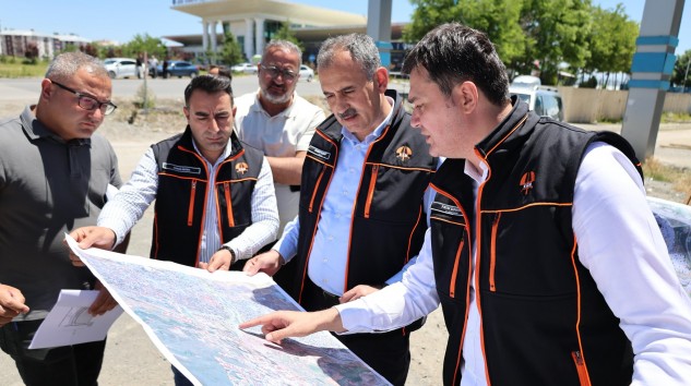 Vali Dr Önder Bozkurt “Yeni Nesil Akıllı Kavşak Projesini” yerinde inceledi